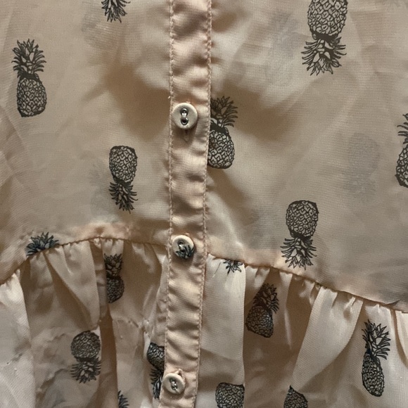 Someone said pineapple 🍍 🍍🍍👀 - Picture 5 of 9